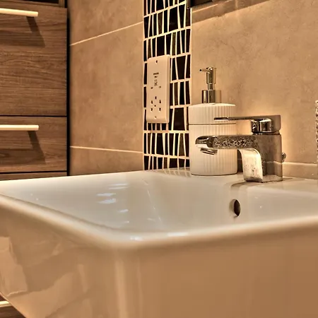 Bt20 - New & Bright In Balluta Appartement